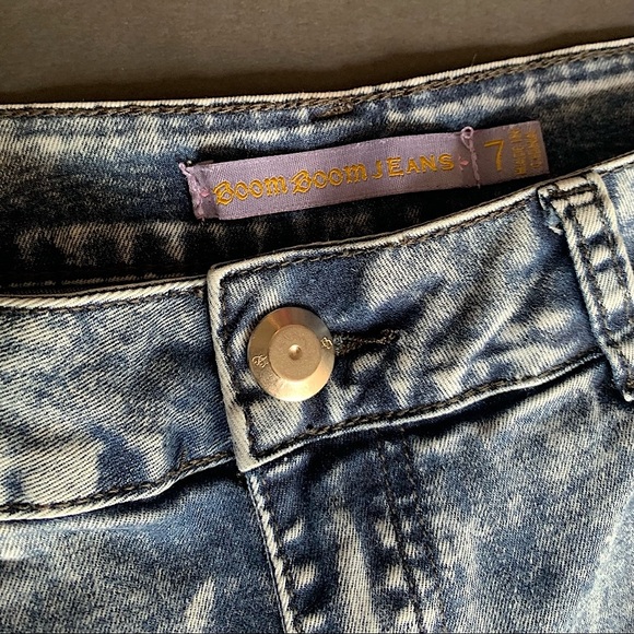 Boom Boom Jeans Acid Wash Crochet-Accented Shorts - Picture 5 of 5